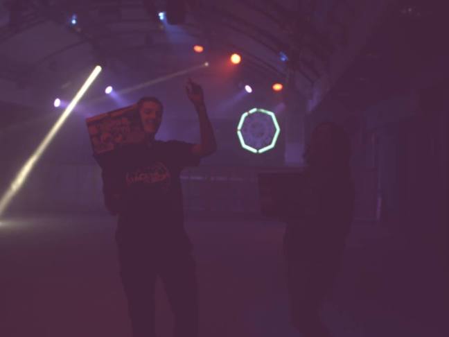 11073741_865449676826782_815873457_n